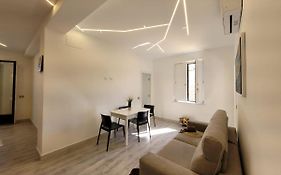 Sara Luxury Apartment 3